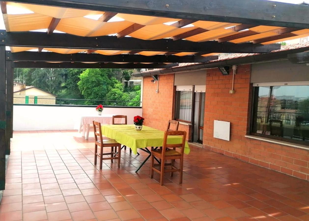 Apartamento La Casa Di Athena Recanati Exterior foto